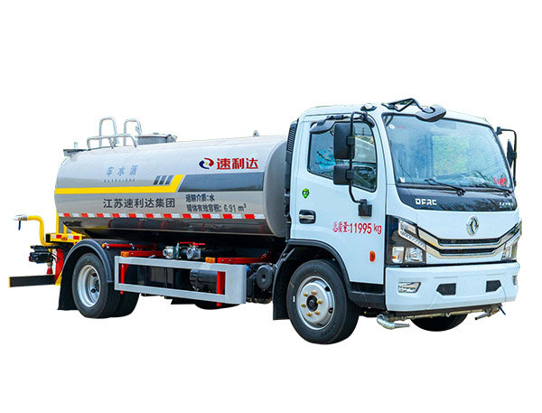 周口大多利卡9.3方灑水